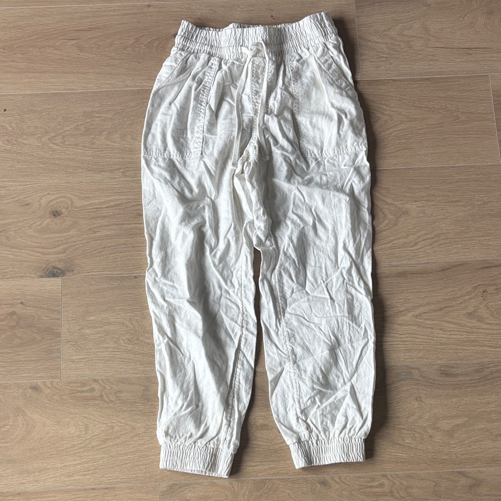 White linen pants